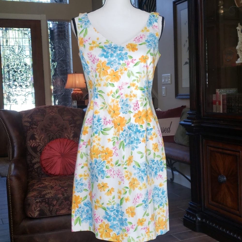JONES OF NEW YORK SIGNATURE FLORAL DRESS